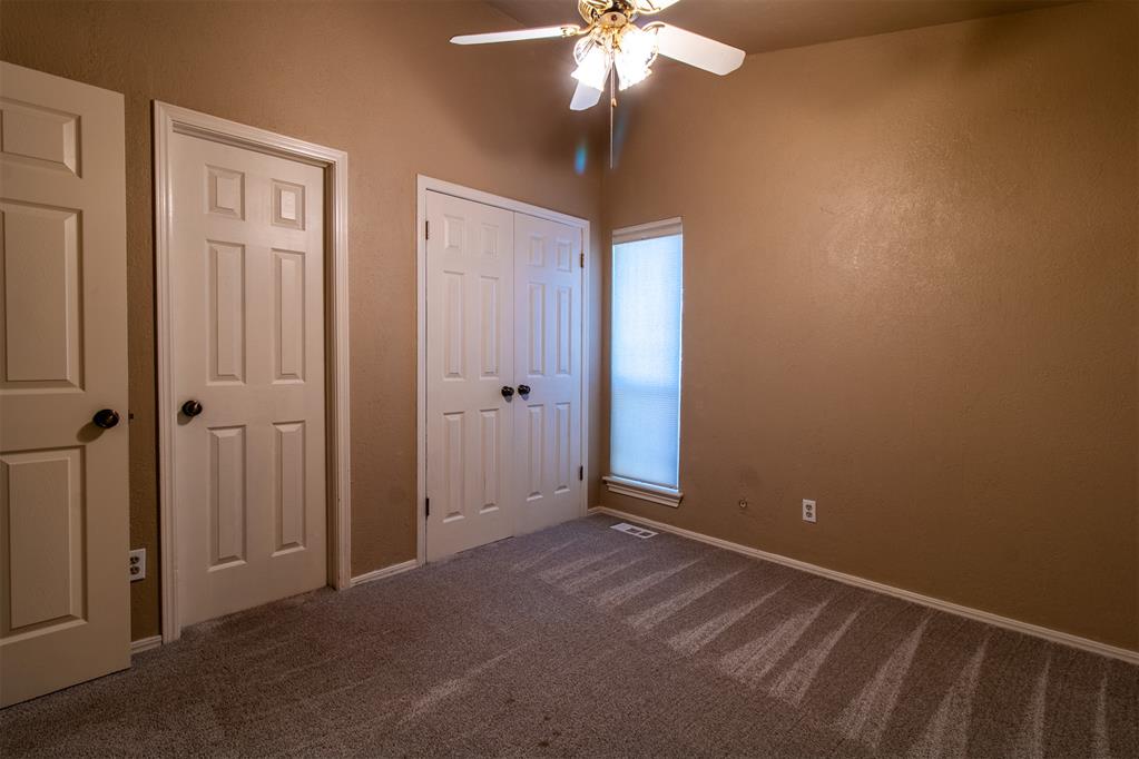 14007 Fairhill Avenue Property Photo 15