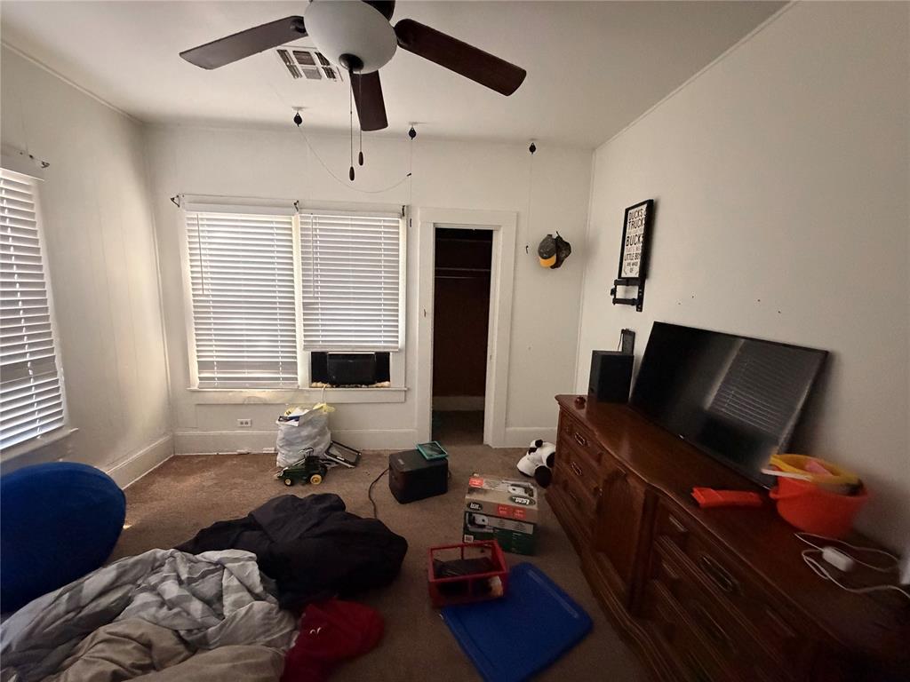 810 W Spruce Avenue Property Photo 11