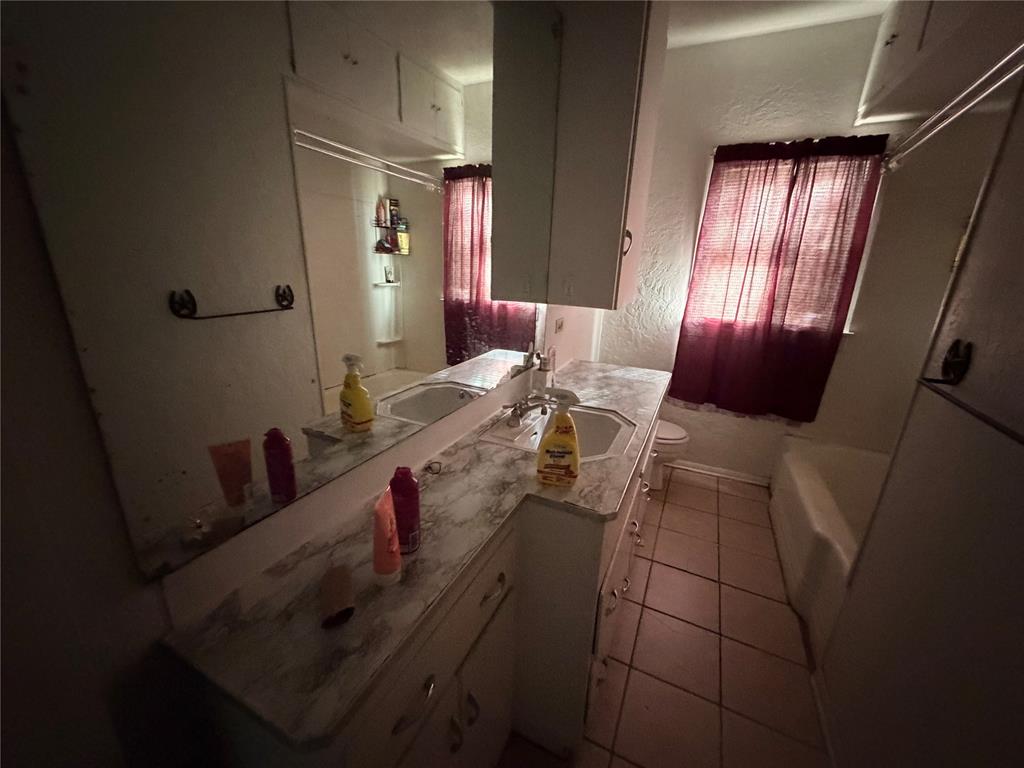 810 W Spruce Avenue Property Photo 13