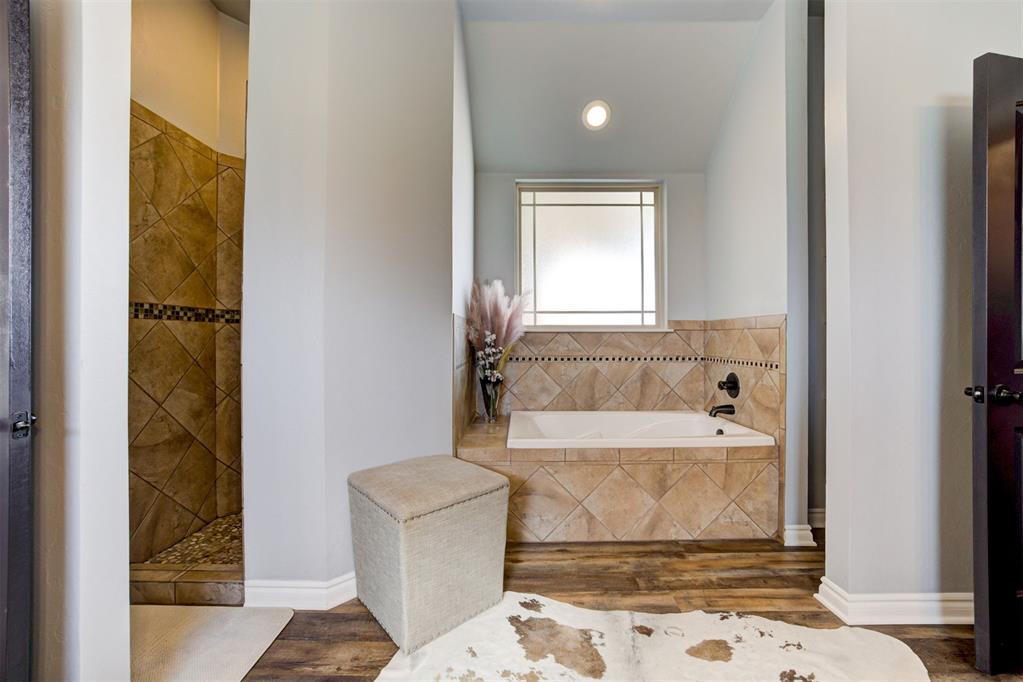 628 Stephany Drive Property Photo 27