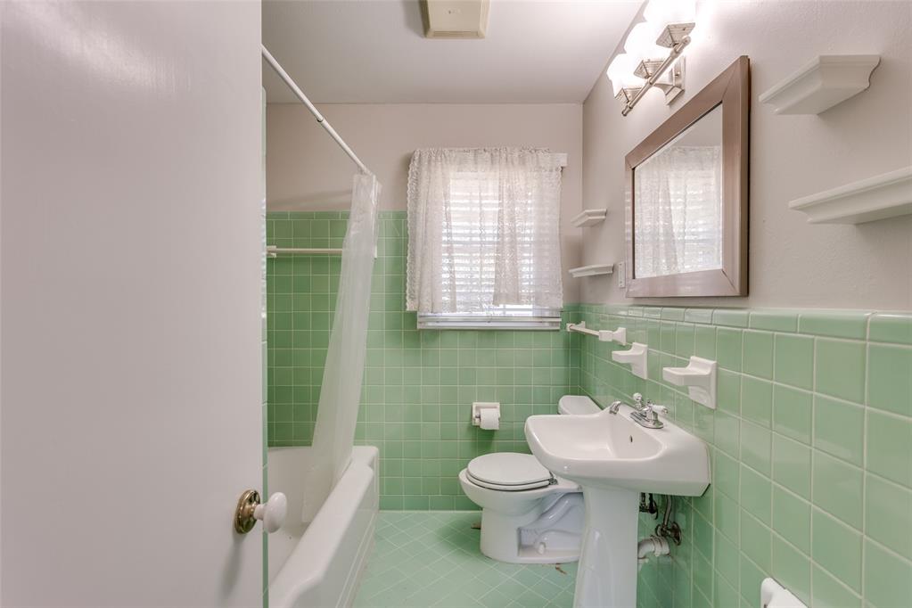 2732 Nw 67th Street Property Photo 18