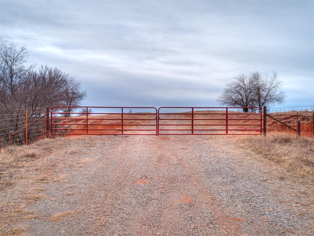 2728 Ne Edmond Road Property Photo 3