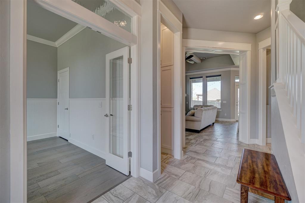 18836 Rolling Hill Way Property Photo 6