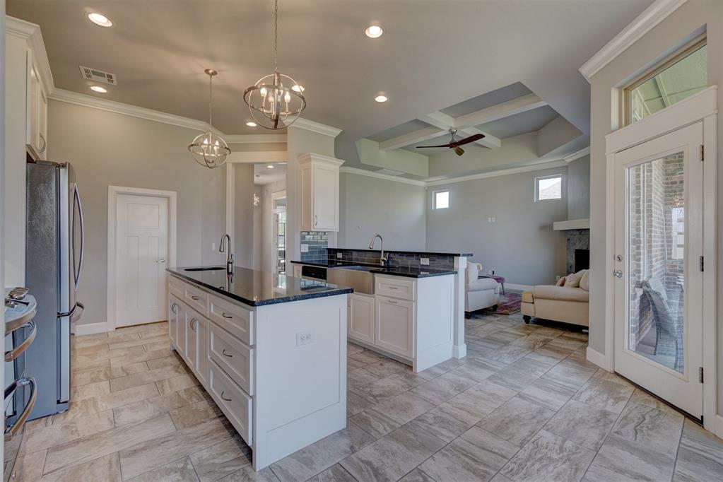 18836 Rolling Hill Way Property Photo 16