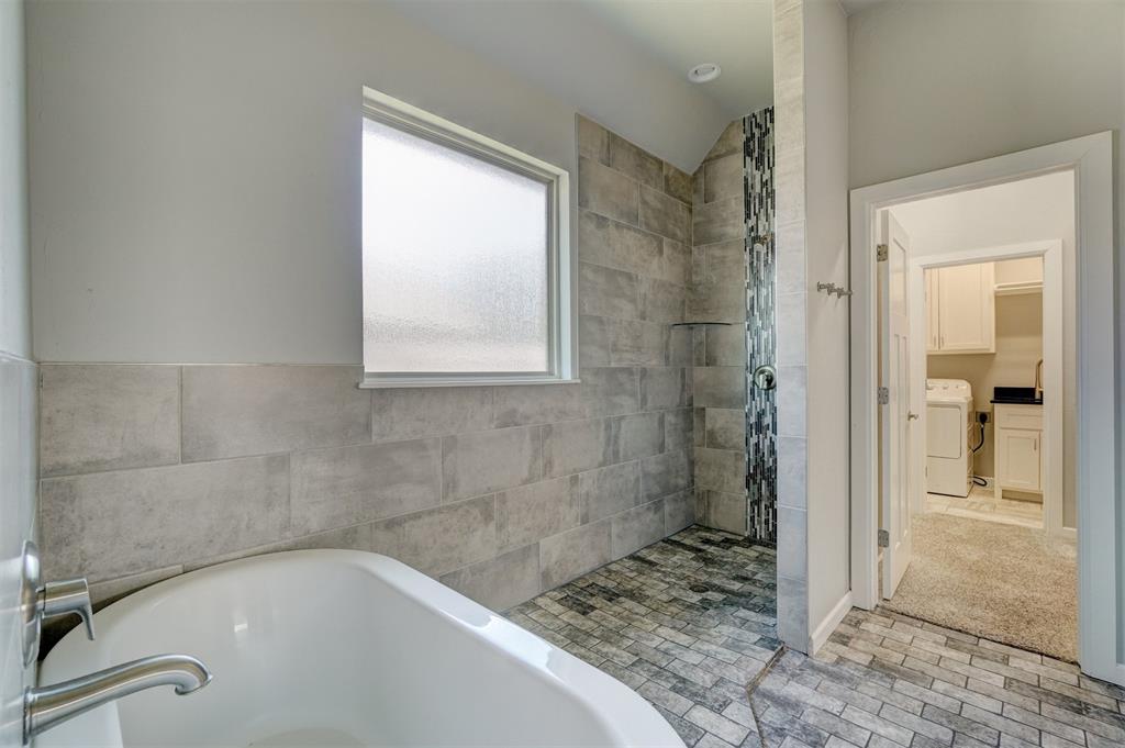 18836 Rolling Hill Way Property Photo 27