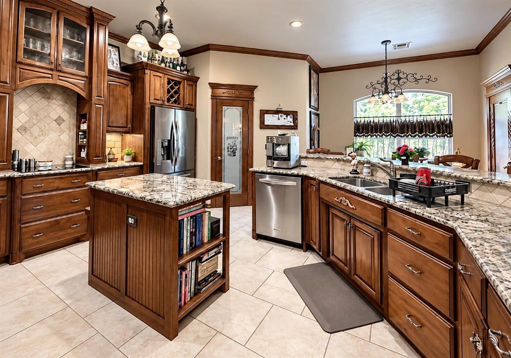 1603 Timberlake Drive Property Photo 8