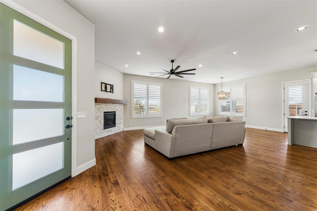 15108 Fountain Creek Lane Property Photo 6
