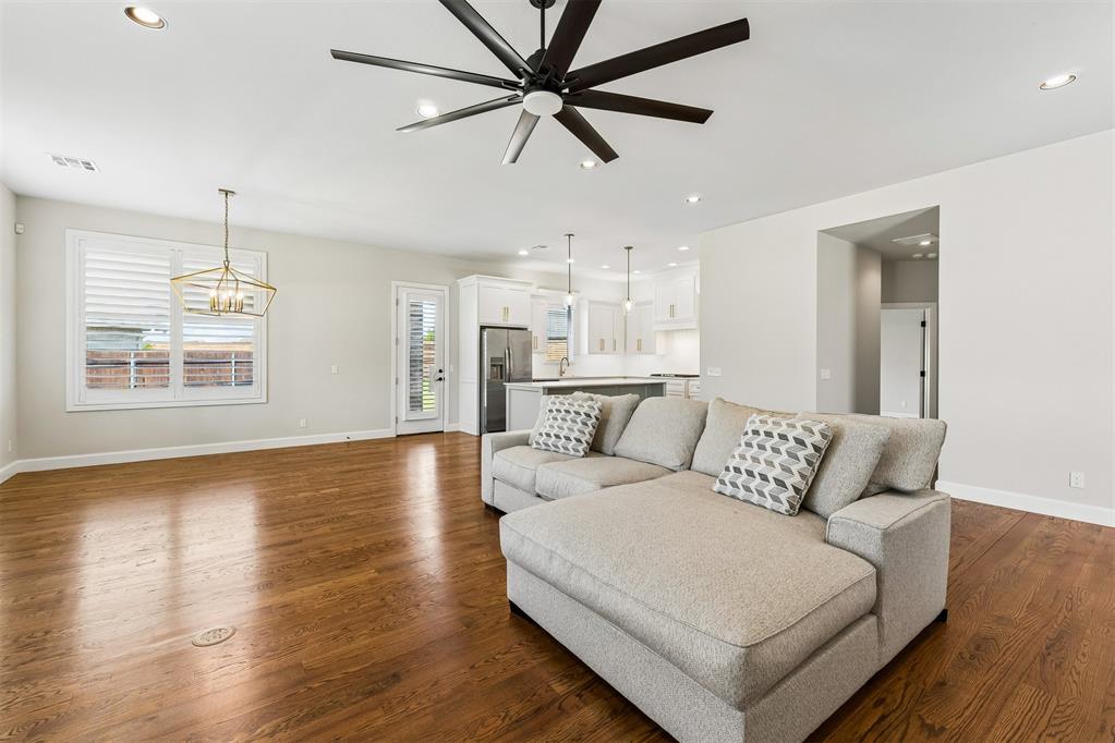 15108 Fountain Creek Lane Property Photo 9