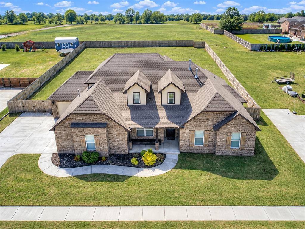 2817 Bens Circle Property Photo 1