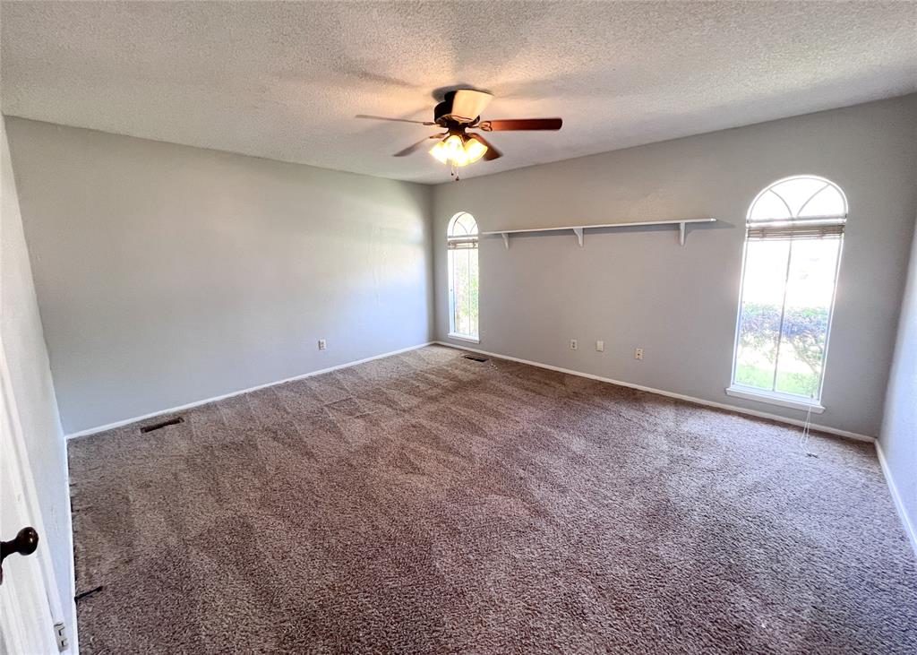 3821 Meadow Lane Property Photo 10