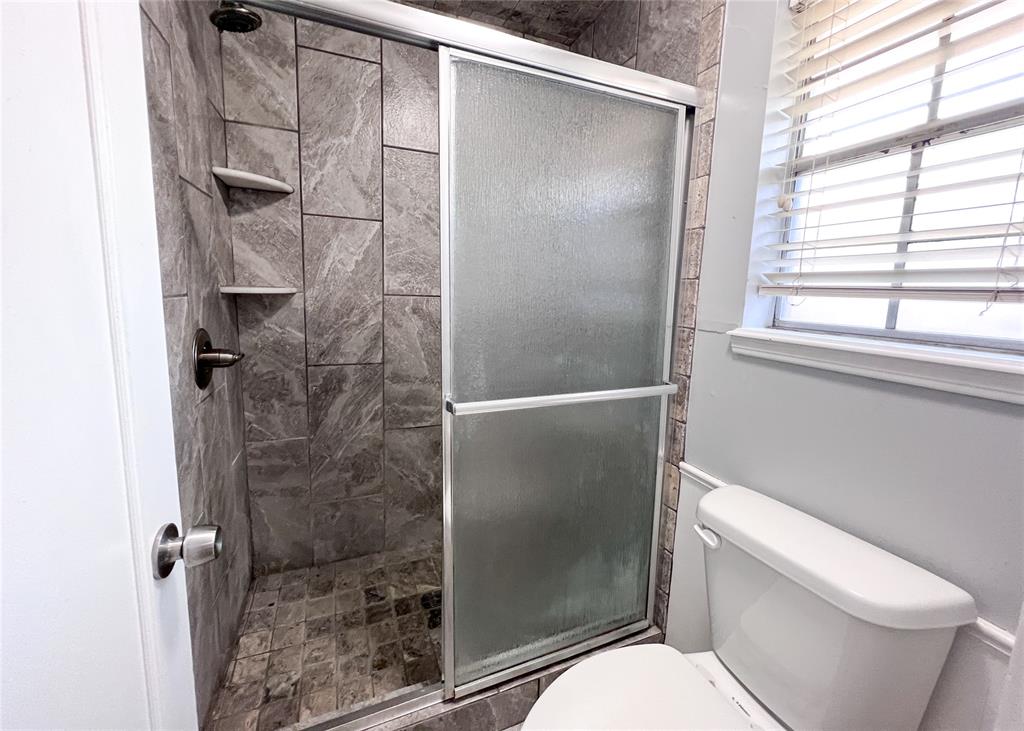 3821 Meadow Lane Property Photo 13