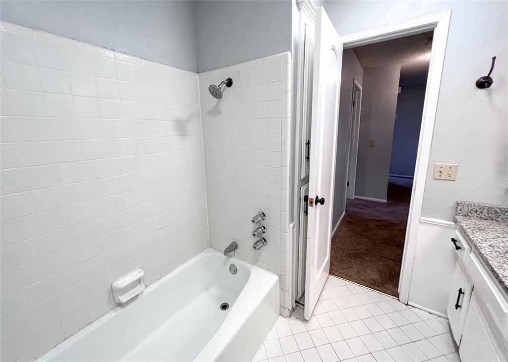 3821 Meadow Lane Property Photo 18