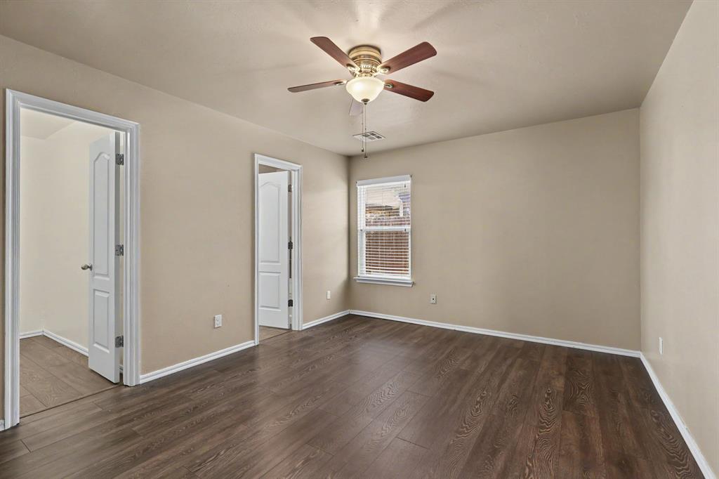 824 Crown Heights Lane Property Photo 12