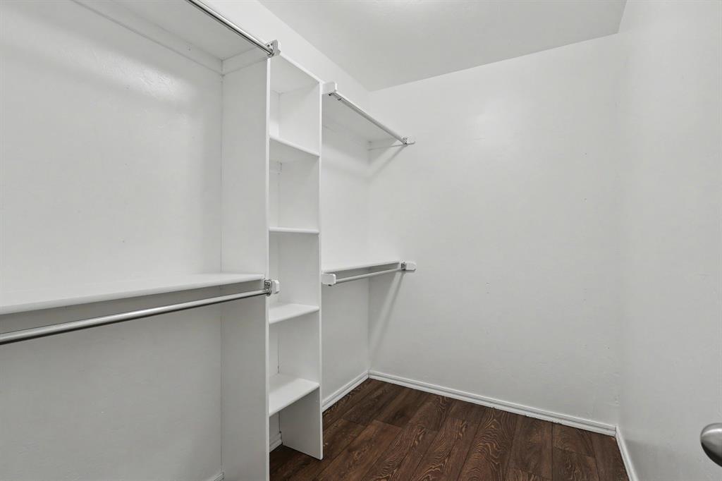 824 Crown Heights Lane Property Photo 18