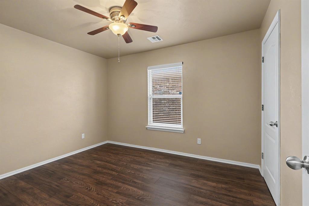 824 Crown Heights Lane Property Photo 19