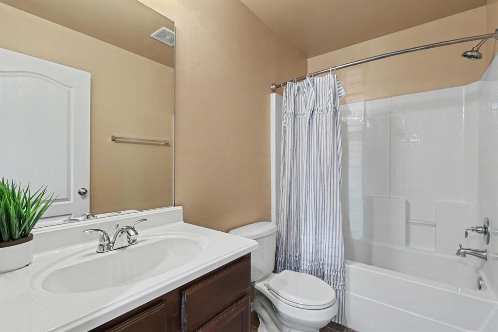 824 Crown Heights Lane Property Photo 21
