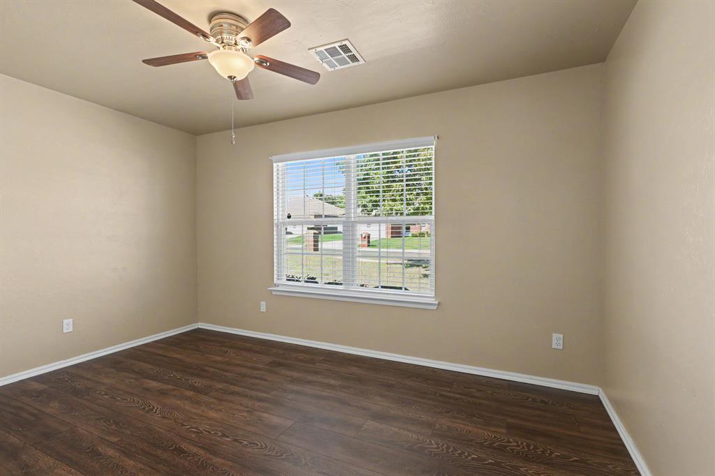 824 Crown Heights Lane Property Photo 22