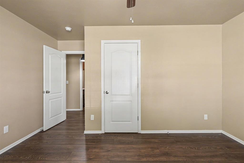 824 Crown Heights Lane Property Photo 23