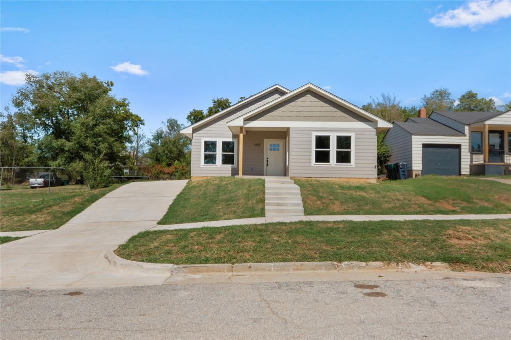 1437 Ne 9th Street Property Photo 1