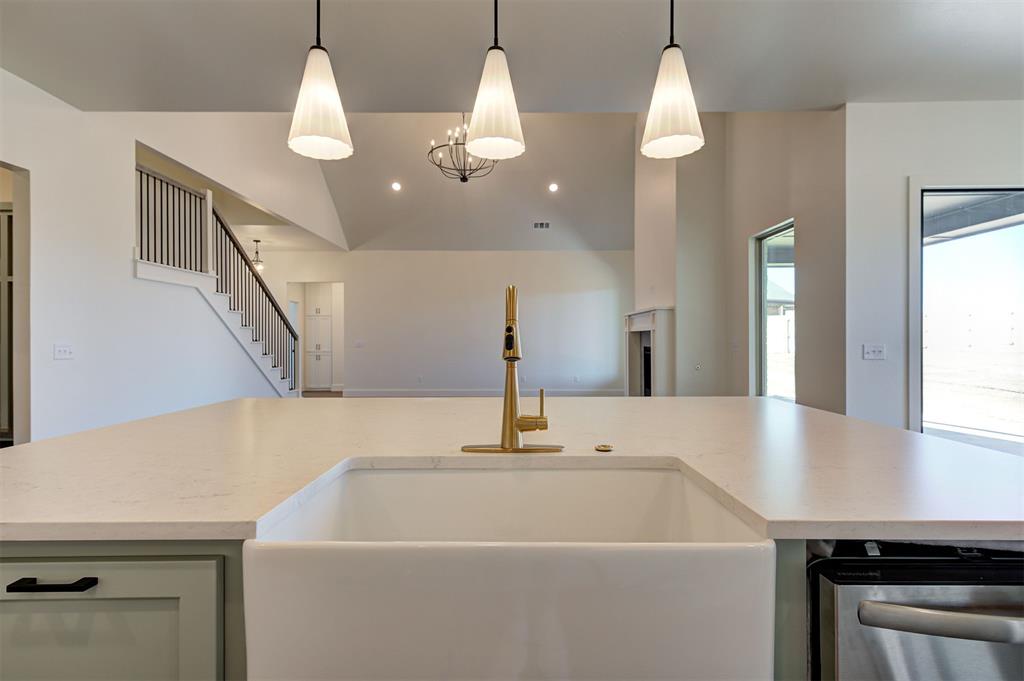1224 Collis Court Property Photo 16