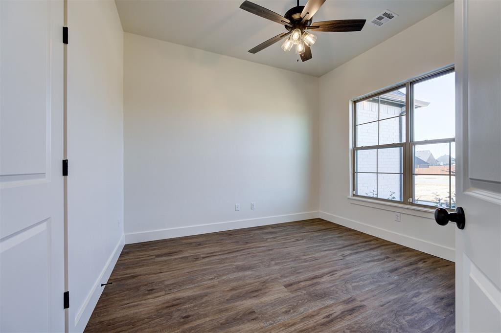 1224 Collis Court Property Photo 34