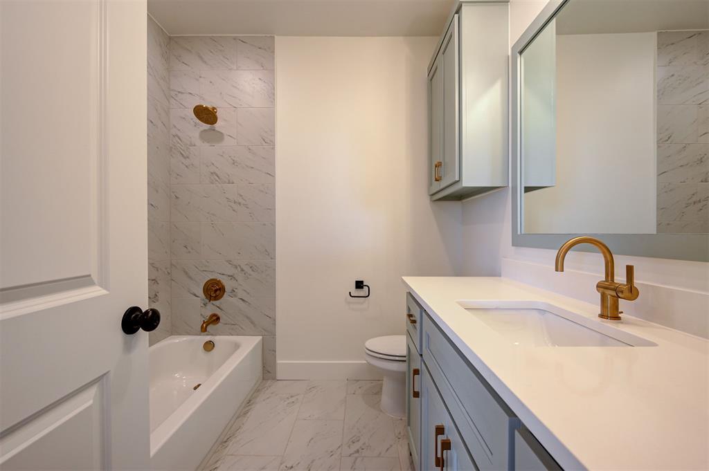 1224 Collis Court Property Photo 39