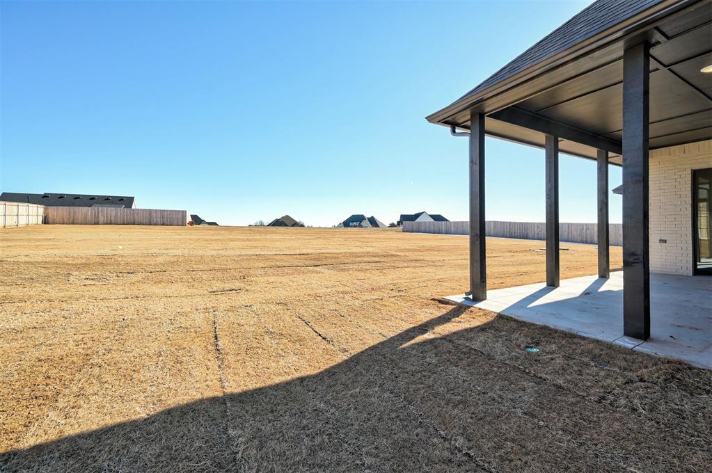 1224 Collis Court Property Photo 41