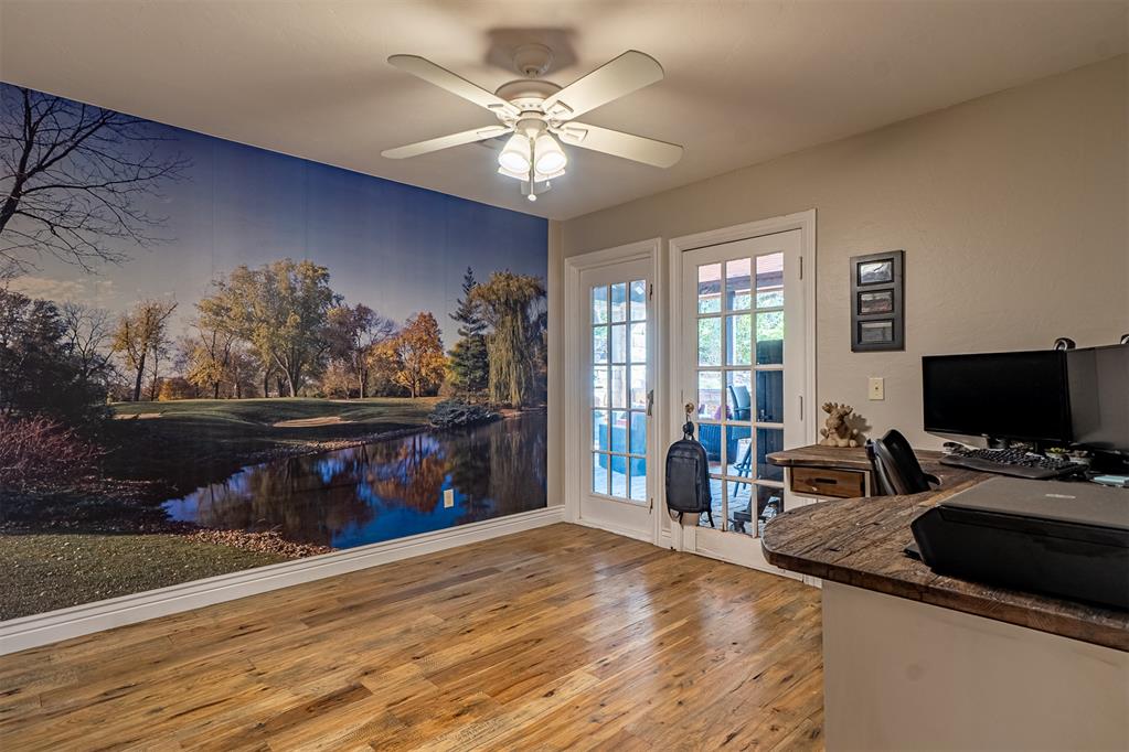 6315 River Oaks Road Property Photo 7