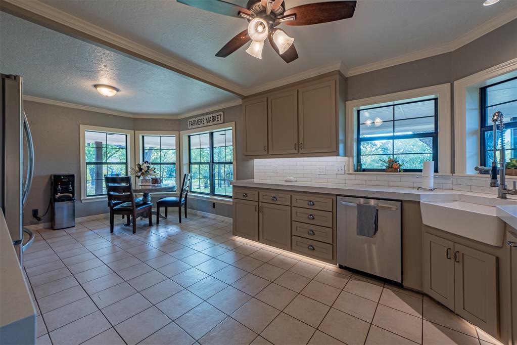 6315 River Oaks Road Property Photo 16