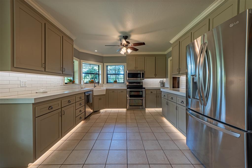 6315 River Oaks Road Property Photo 17