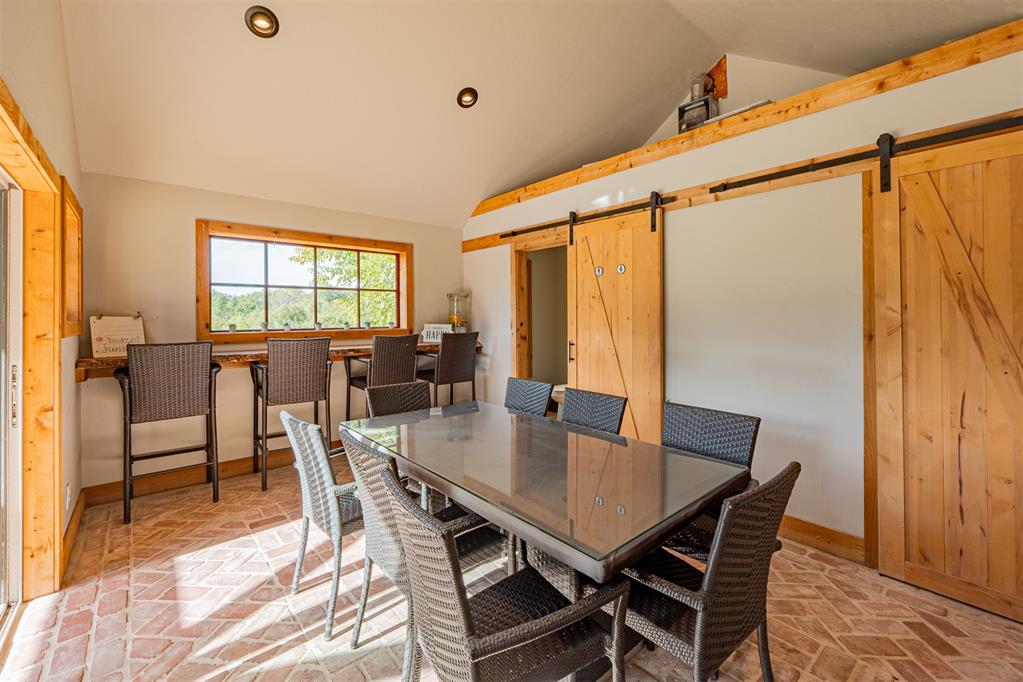 6315 River Oaks Road Property Photo 45