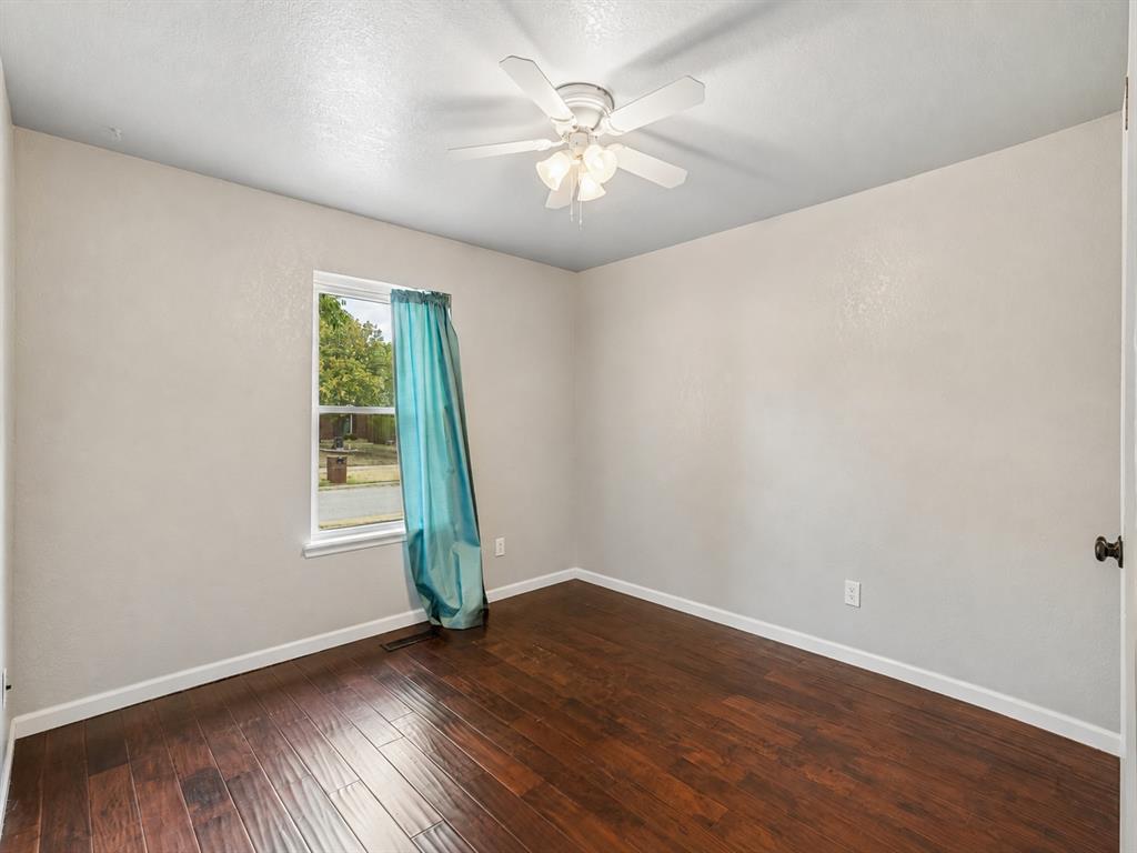 6704 Nw 131st Street Property Photo 27