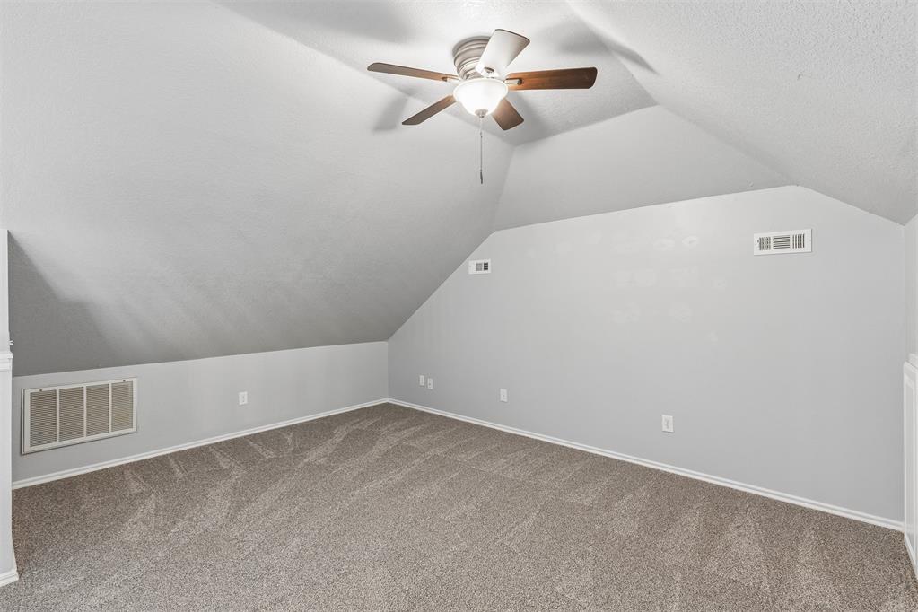 6704 Nw 131st Street Property Photo 38