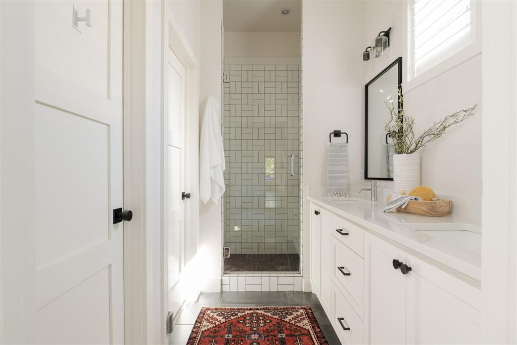 1712 Runway Boulevard Property Photo 27