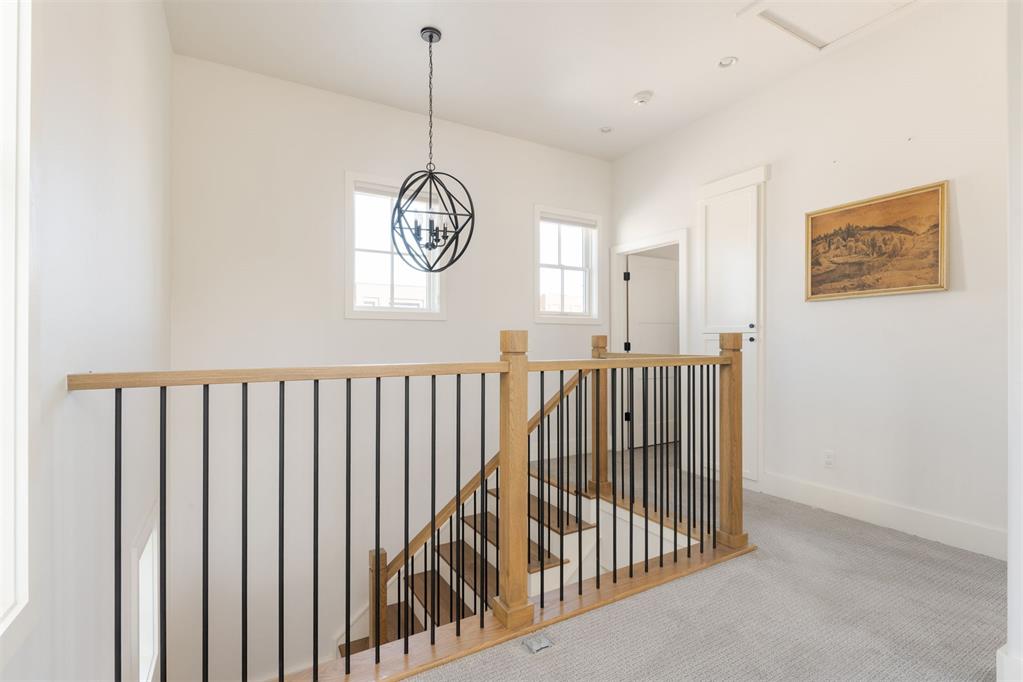 1712 Runway Boulevard Property Photo 34