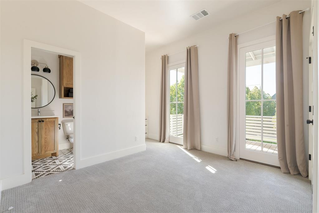 1712 Runway Boulevard Property Photo 35