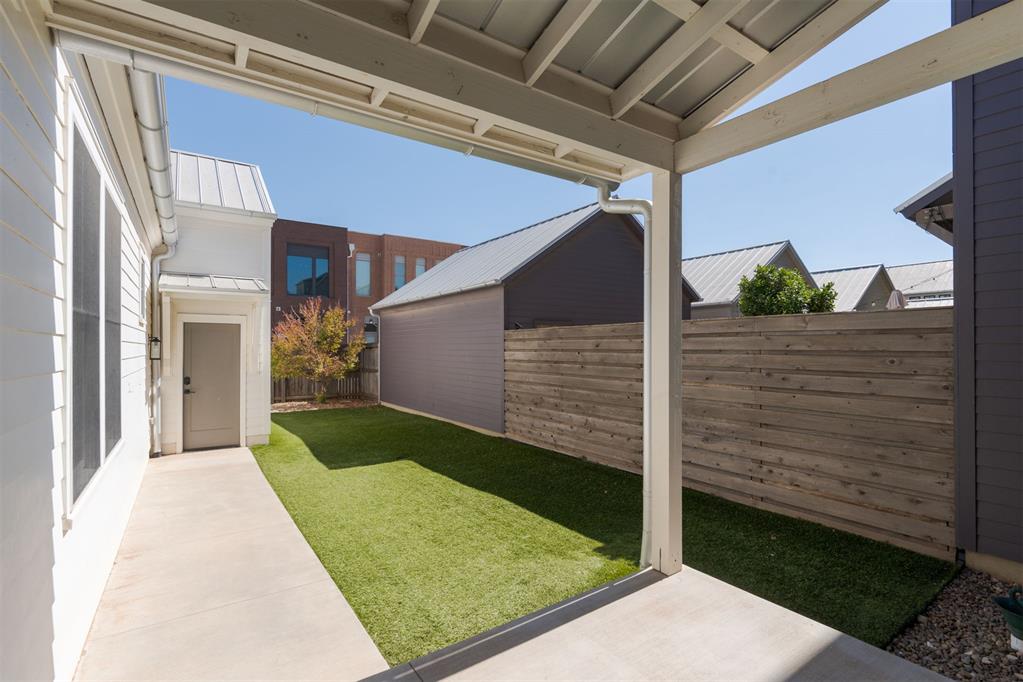 1712 Runway Boulevard Property Photo 46