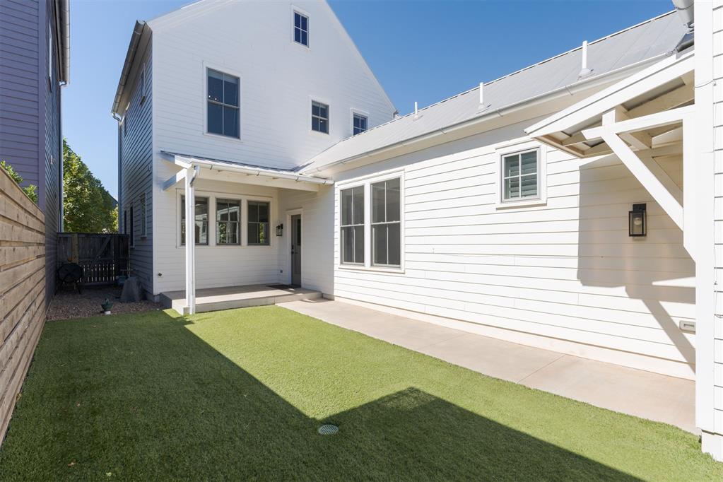 1712 Runway Boulevard Property Photo 47
