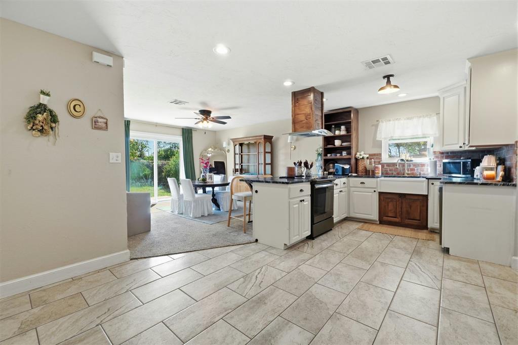 1608 Wilson Street Property Photo 14
