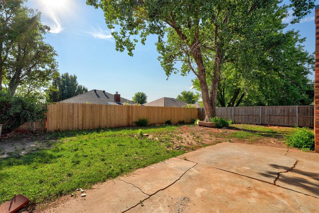 11601 Matthews Avenue Property Photo 37