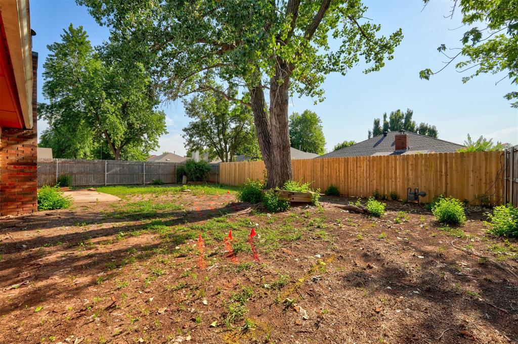 11601 Matthews Avenue Property Photo 39