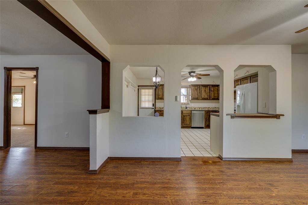 2321 County Road 1268 Property Photo 5