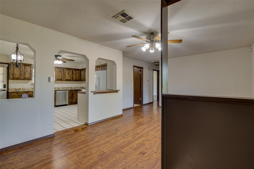 2321 County Road 1268 Property Photo 6