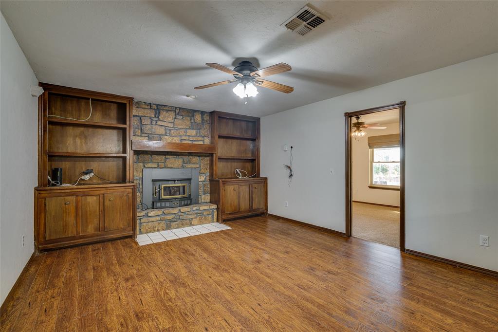 2321 County Road 1268 Property Photo 7