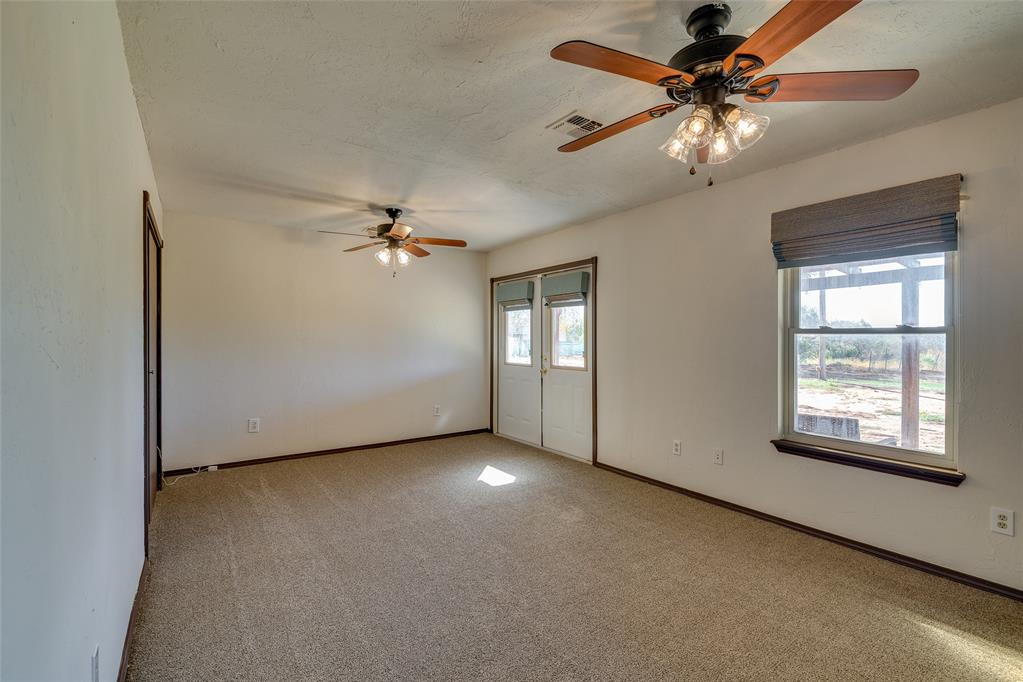 2321 County Road 1268 Property Photo 22