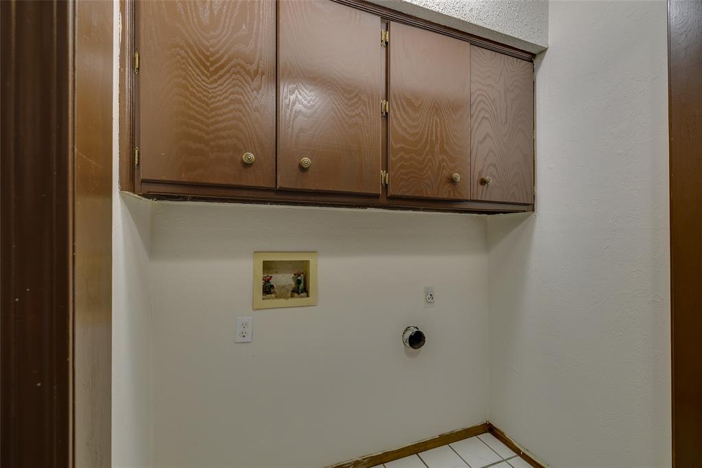 2321 County Road 1268 Property Photo 36
