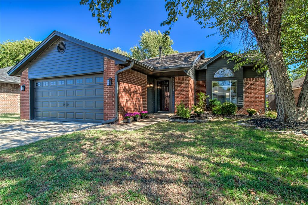 17108 Sunny Hollow Road Property Photo 2