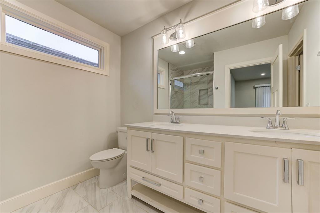 2208 N Indiana Avenue Property Photo 42