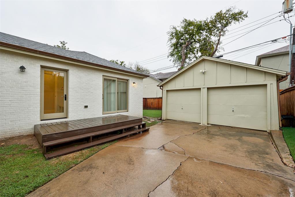 2208 N Indiana Avenue Property Photo 49