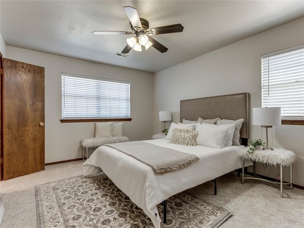 712 W Silver Meadow Drive Property Photo 15